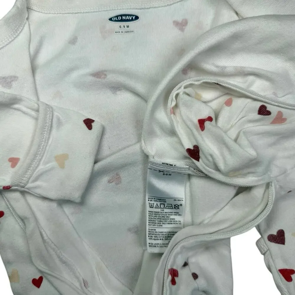 Old Navy Footie Sleeper Pajamas Baby Girl Hearts White 6-9 Months